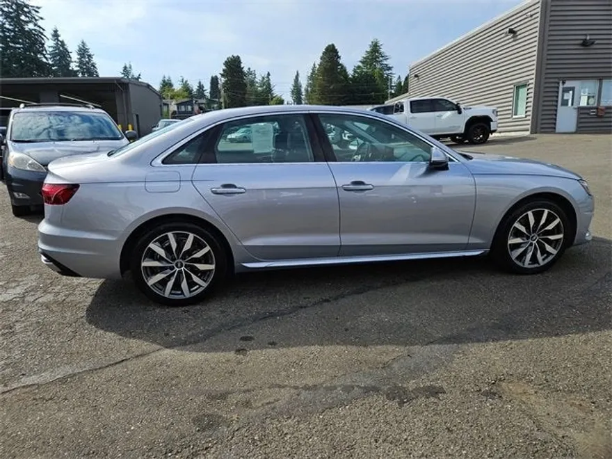 2022 Audi A4 40 Premium photo 1