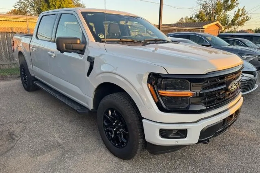 2024 Ford F-150 XLT photo 1