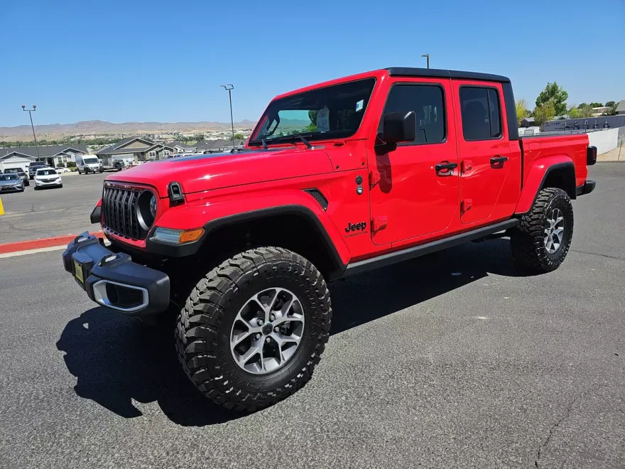 2024 Jeep Gladiator Sport photo 1