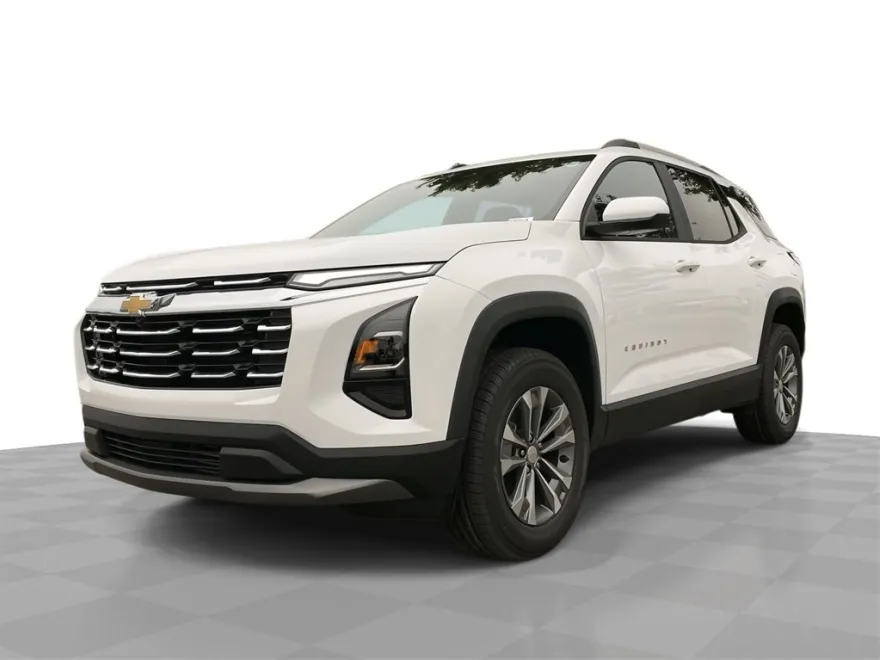 2026 Chevrolet Equinox LT photo 1