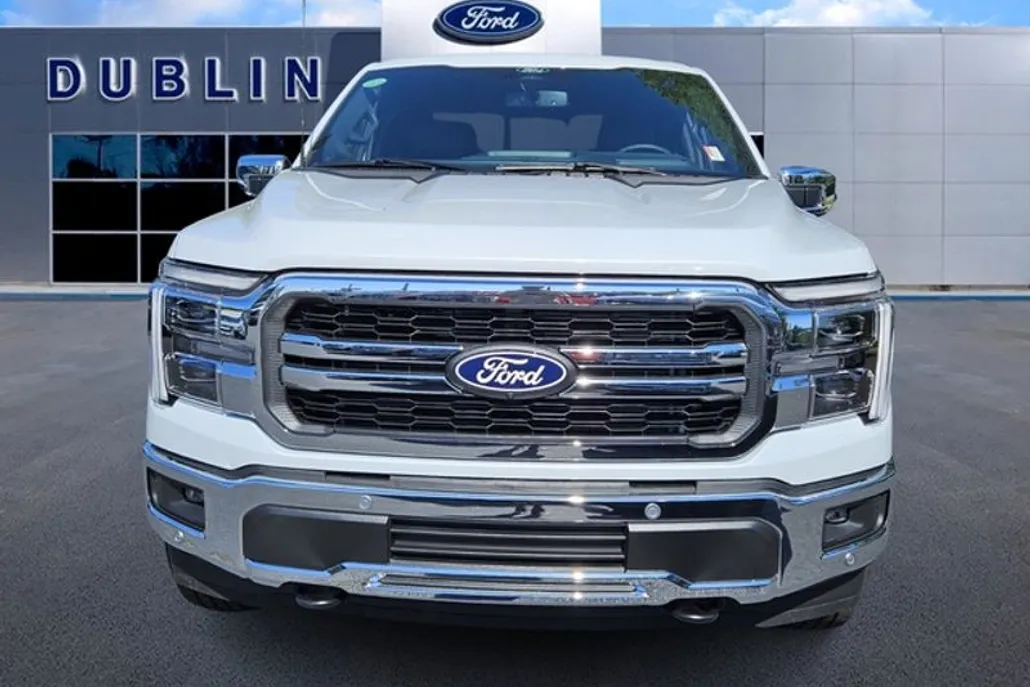 2025 Ford F-150 Lariat photo 1