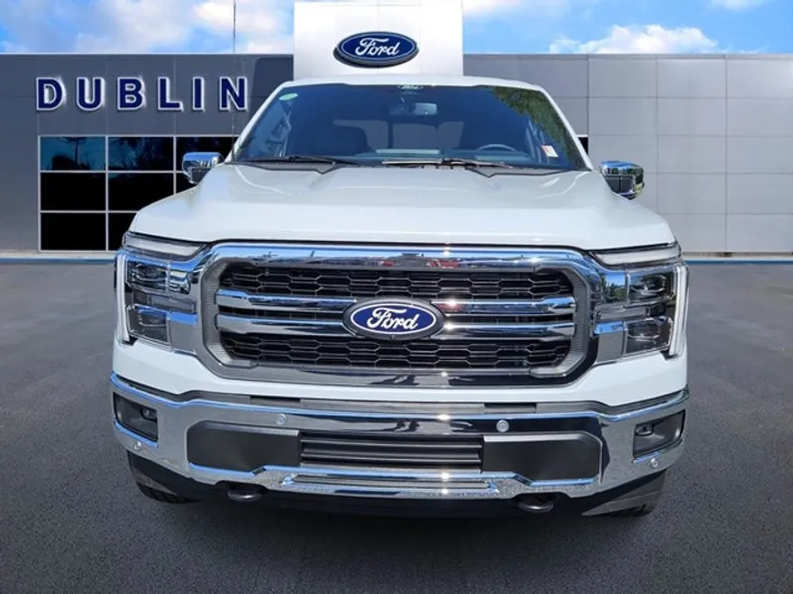 2025 Ford F-150 Lariat photo 1