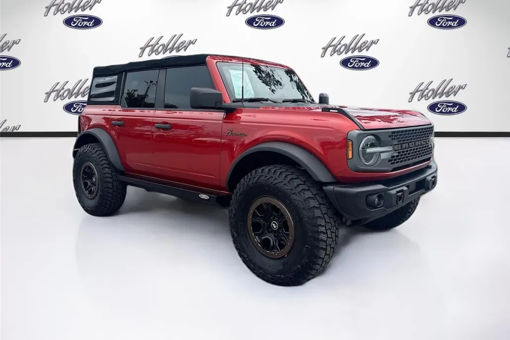 2022 Ford Bronco Badlands photo 1