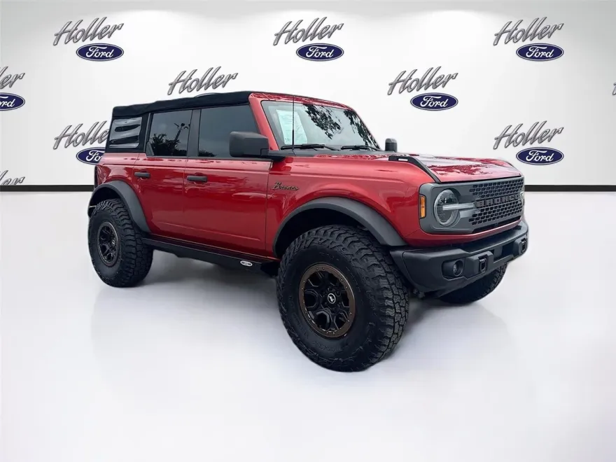 2022 Ford Bronco Badlands photo 1