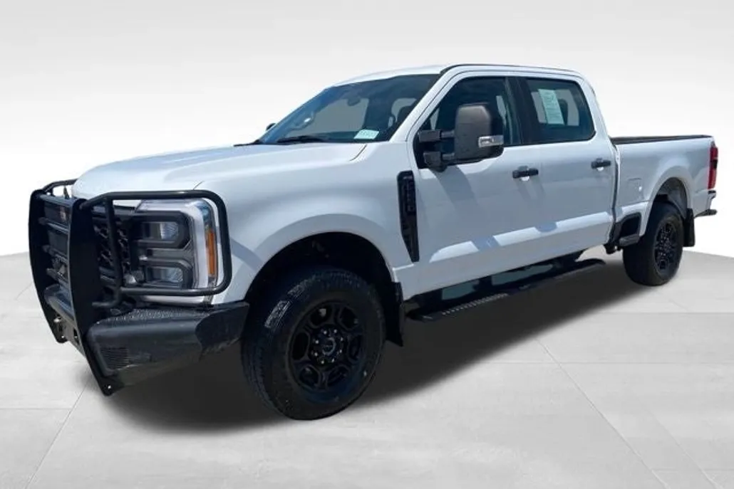2023 Ford F-250 XL photo 1