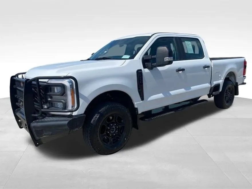 2023 Ford F-250 XL photo 1