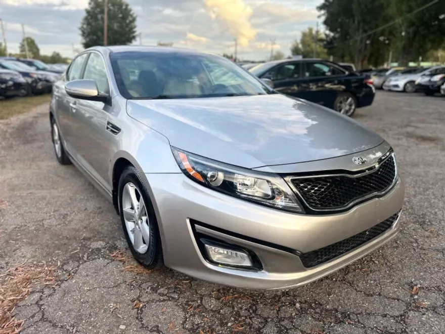 2014 Kia Optima LX photo 1