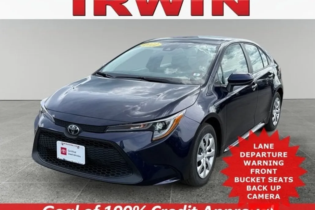 2022 Toyota Corolla LE photo 1