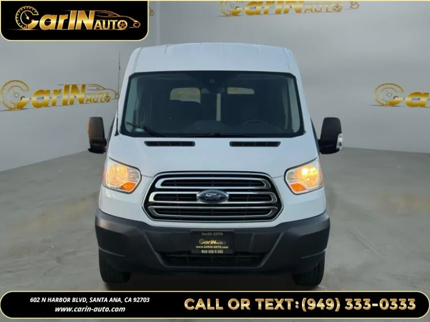2017 Ford Transit XLT photo 1