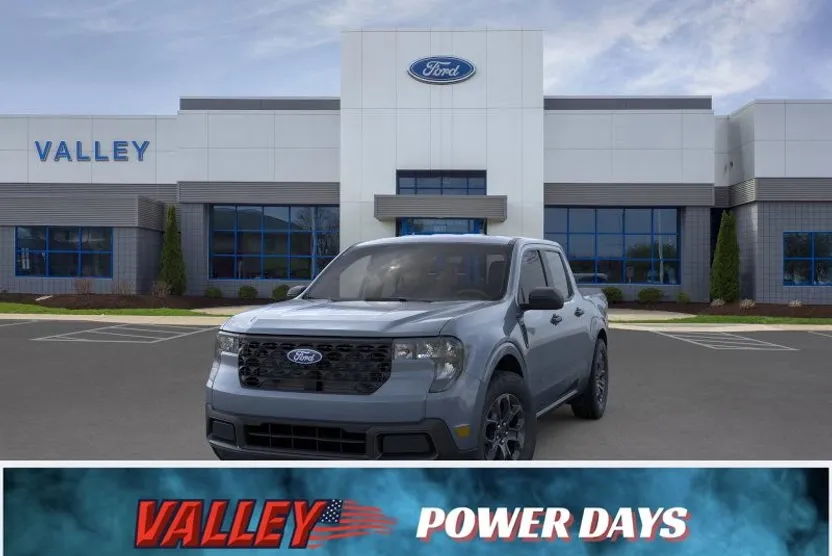 2025 Ford Maverick XLT photo 1