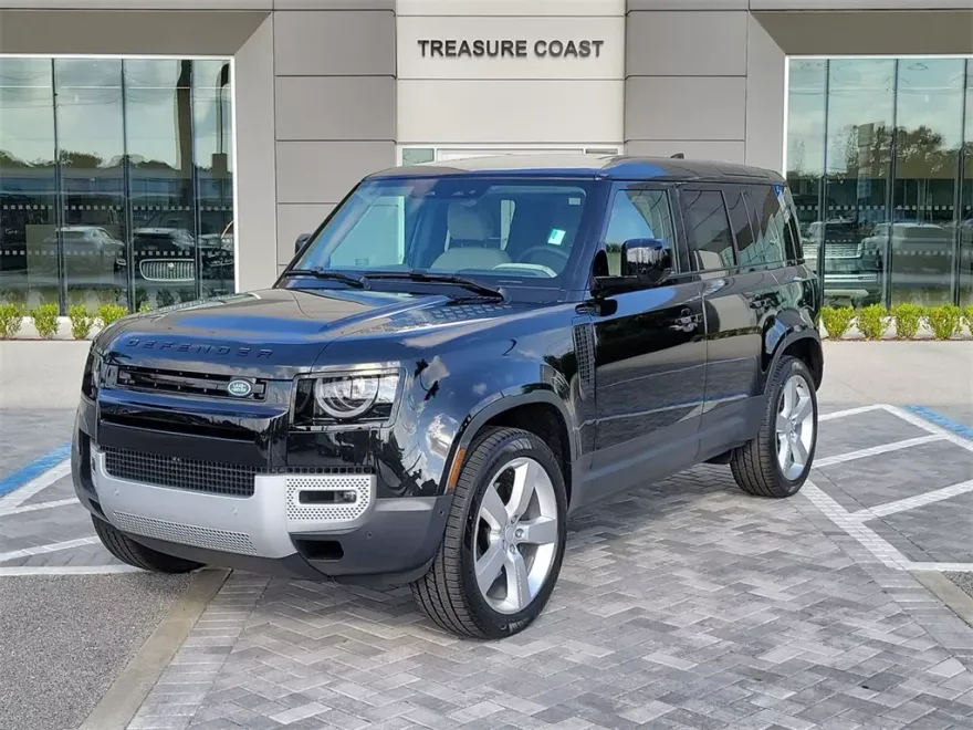 2024 Land Rover Defender 110 SE photo 1