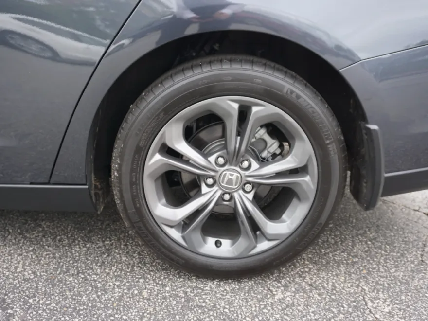 2024 Honda Accord EX photo 1