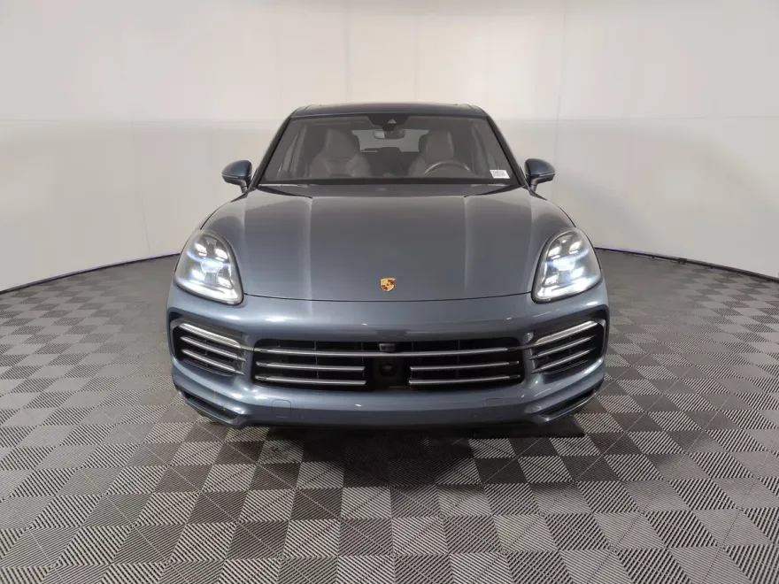 2019 Porsche Cayenne S E-Hybrid photo 1