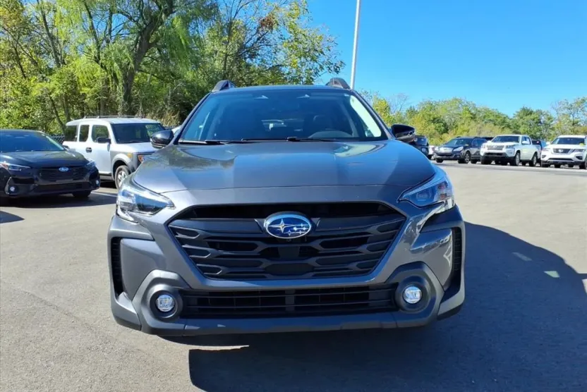 2025 Subaru Outback Onyx Edition XT photo 1
