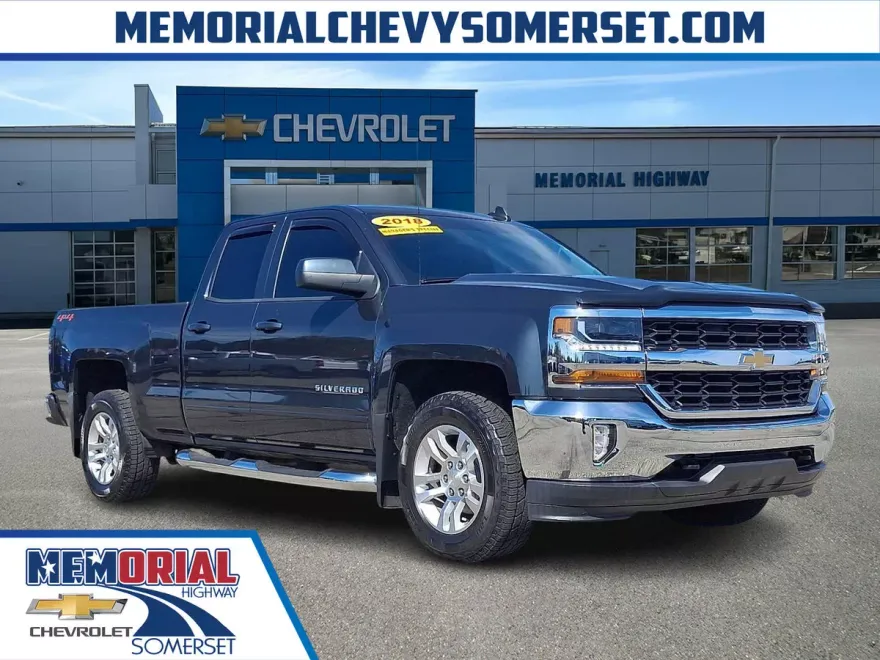 2018 Chevrolet Silverado 1500 LT photo 1