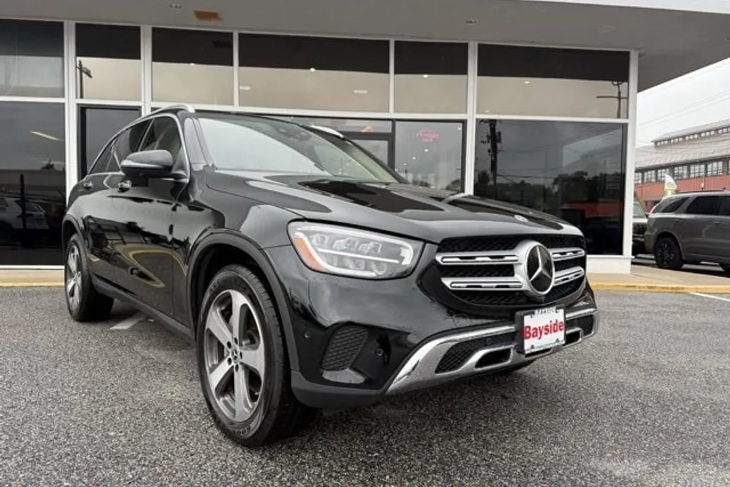 2022 Mercedes Benz GLC 300 4MATIC photo 1