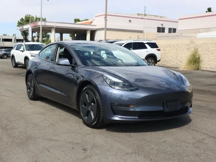2023 Tesla Model 3 Long Range photo 1