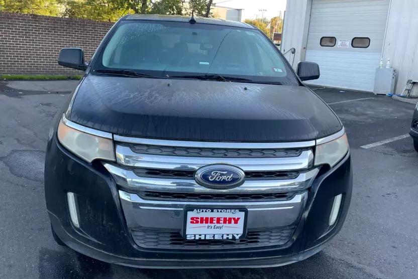 2011 Ford Edge SEL photo 1