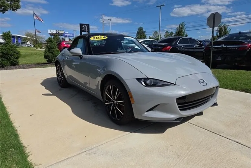 2024 Mazda MX-5 Miata Miata Grand Touring photo 1