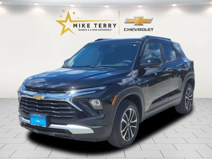 2025 Chevrolet Trailblazer LT photo 1