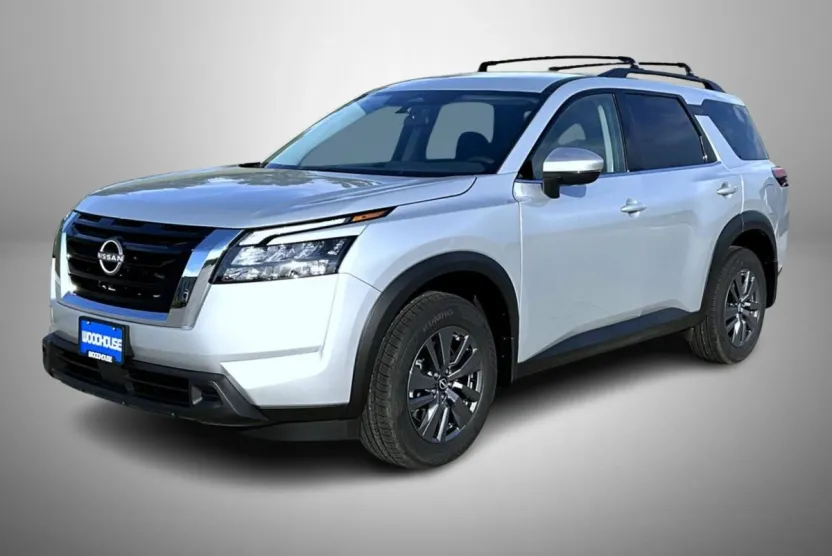 2025 Nissan Pathfinder SV photo 1