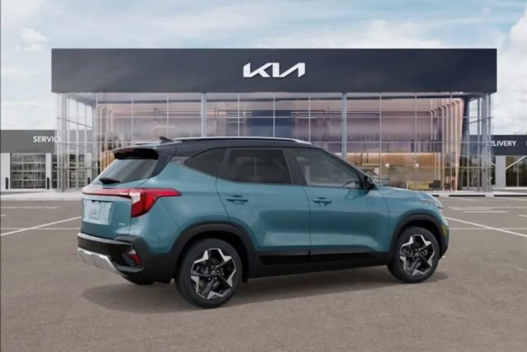 2026 Kia Seltos S photo 1