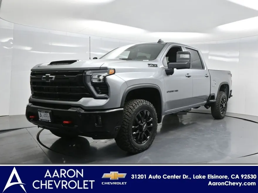 2025 Chevrolet Silverado 2500HD LT photo 1