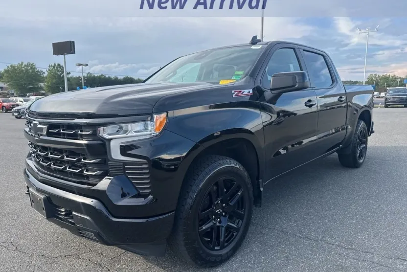 2023 Chevrolet Silverado 1500 RST Z71 photo 1