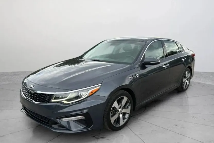 2019 Kia Optima LX S photo 1