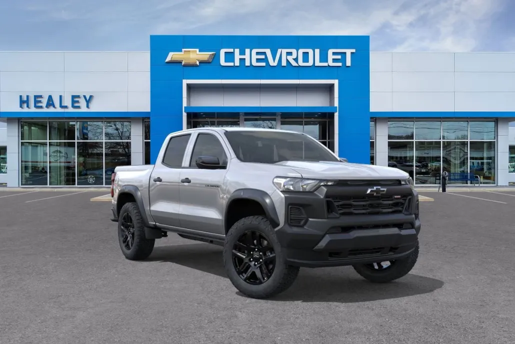 2025 Chevrolet Colorado Trail Boss photo 1
