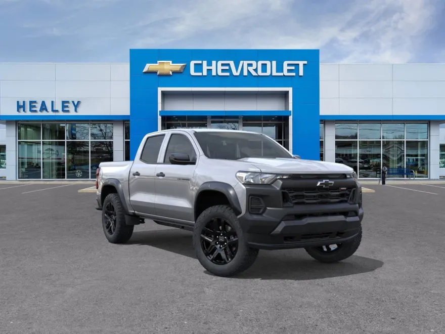 2025 Chevrolet Colorado Trail Boss photo 1