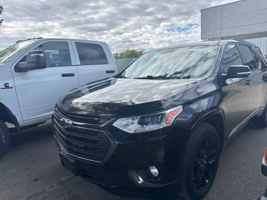 2020 Chevrolet Traverse Premier photo 1