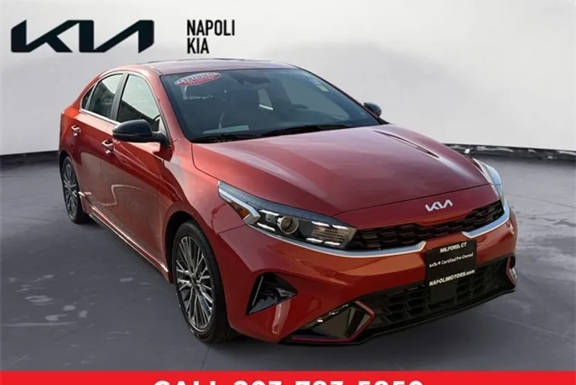 2023 Kia Forte GT-Line photo 1