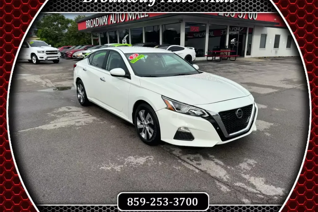 2020 Nissan Altima S photo 1