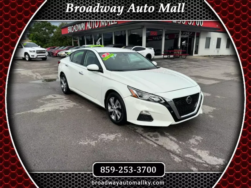 2020 Nissan Altima S photo 1