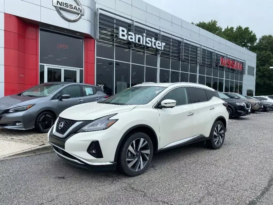 2023 Nissan Murano SL photo 1