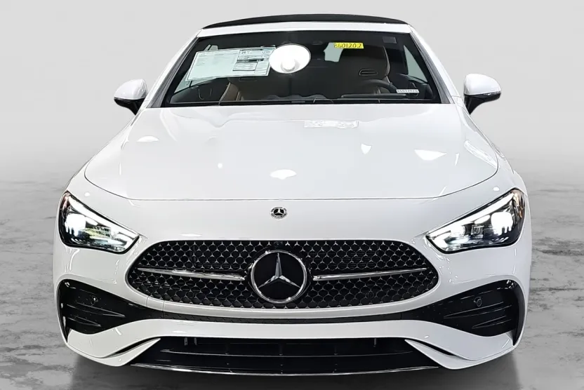 2026 Mercedes Benz CLE 450 Cabriolet photo 1