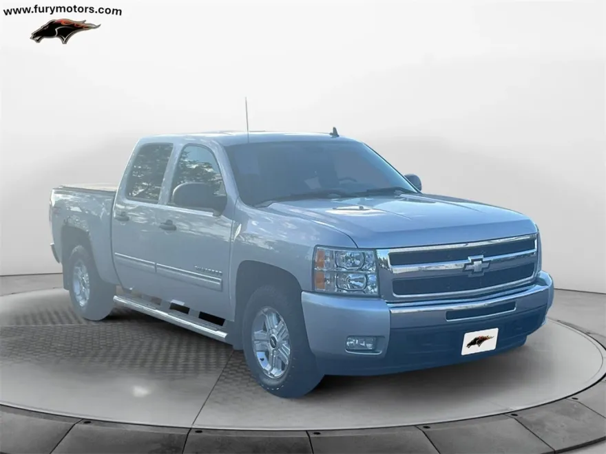 2011 Chevrolet Silverado 1500 LT photo 1