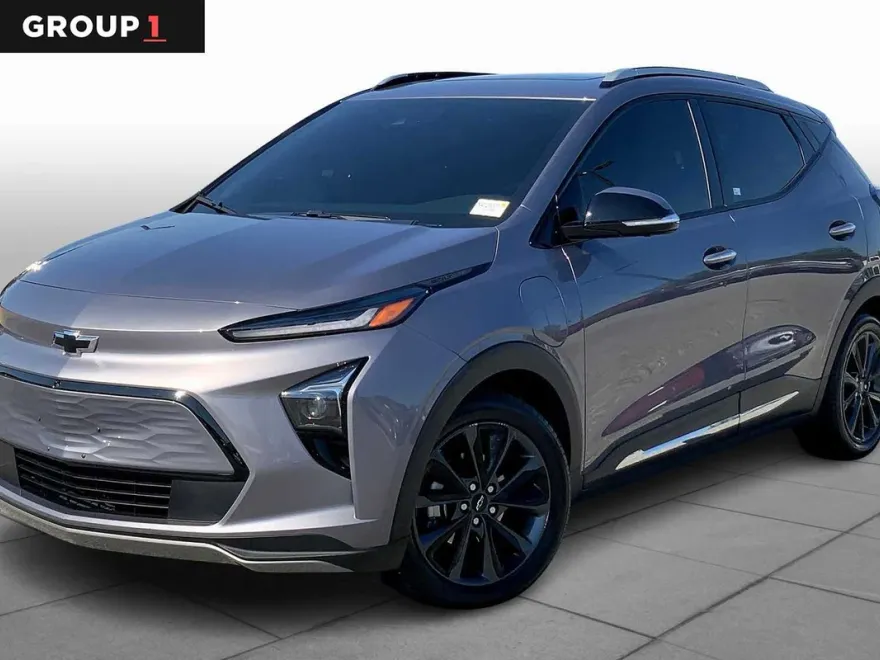 2022 Chevrolet Bolt EUV Premier photo 1