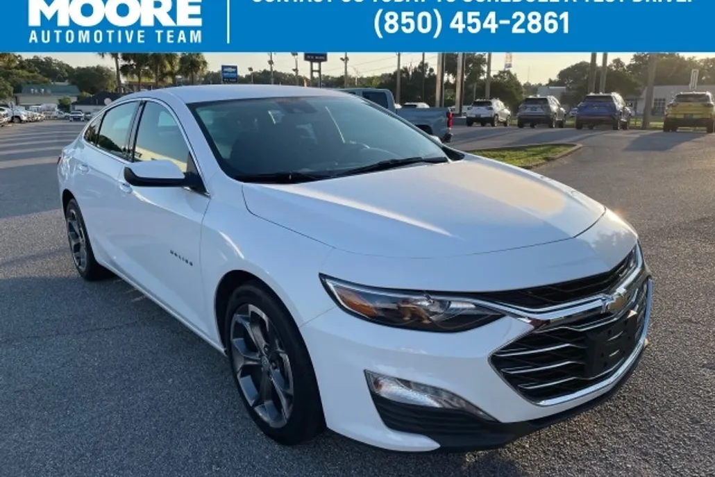 2024 Chevrolet Malibu 1LT photo 1