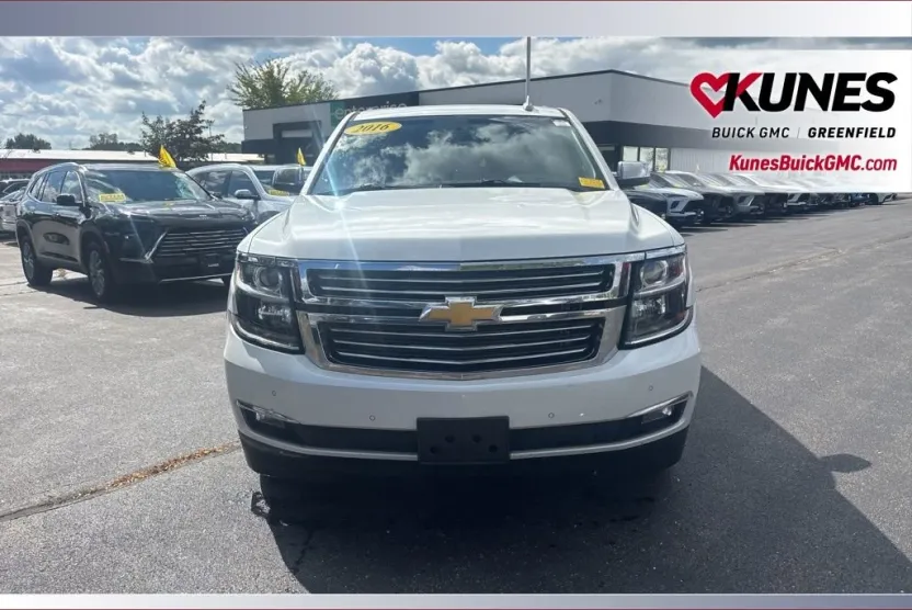 2016 Chevrolet Tahoe LTZ photo 1