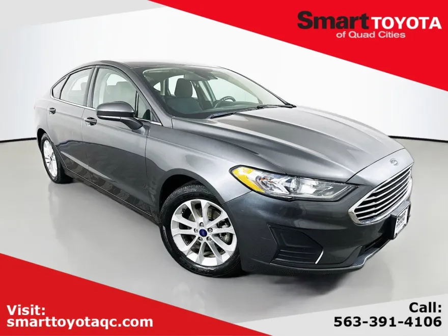 2020 Ford Fusion SE photo 1
