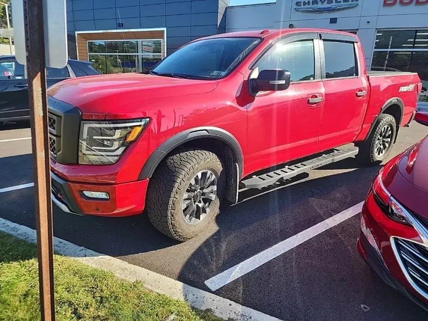 2021 Nissan Titan PRO-4X photo 1