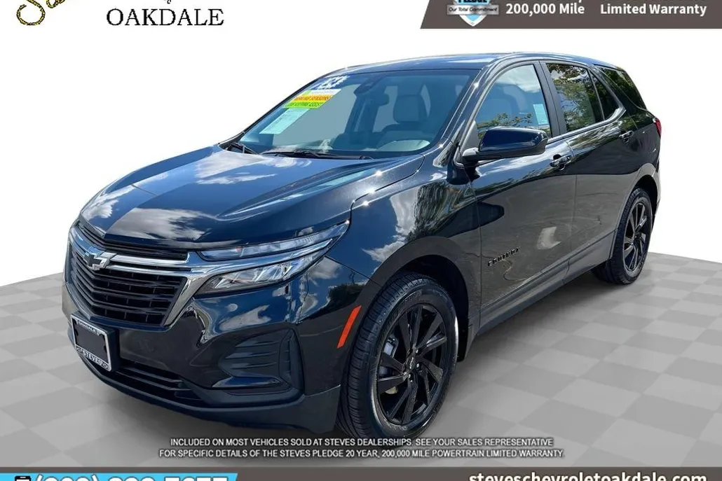 2024 Chevrolet Equinox LS photo 1
