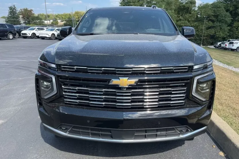 2026 Chevrolet Tahoe High Country photo 1
