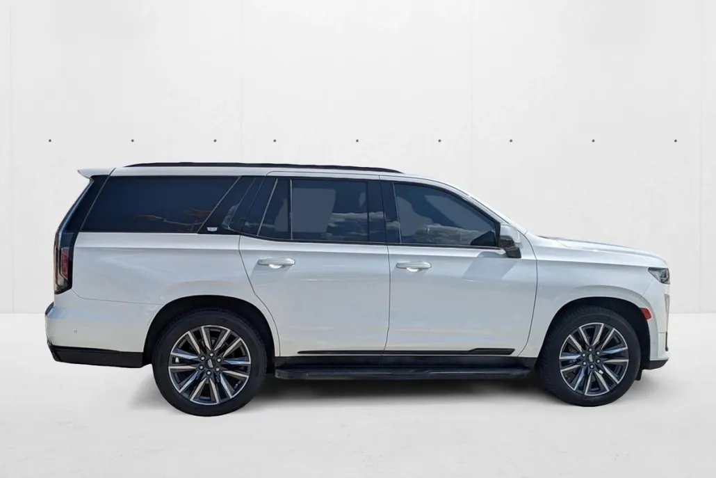 2021 Cadillac Escalade Sport photo 1