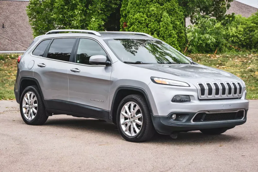 2016 Jeep Cherokee Limited photo 1