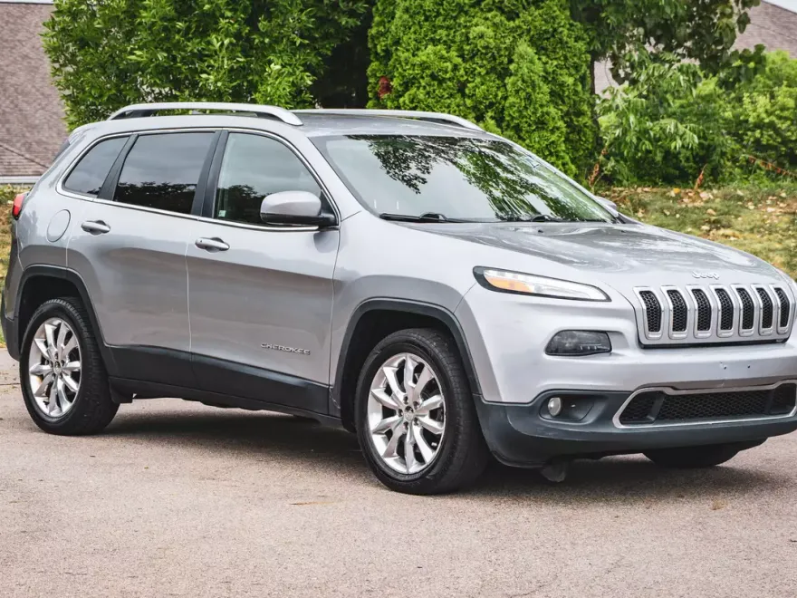 2016 Jeep Cherokee Limited photo 1