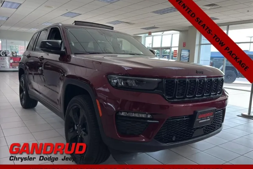 2025 Jeep Grand Cherokee Limited photo 1