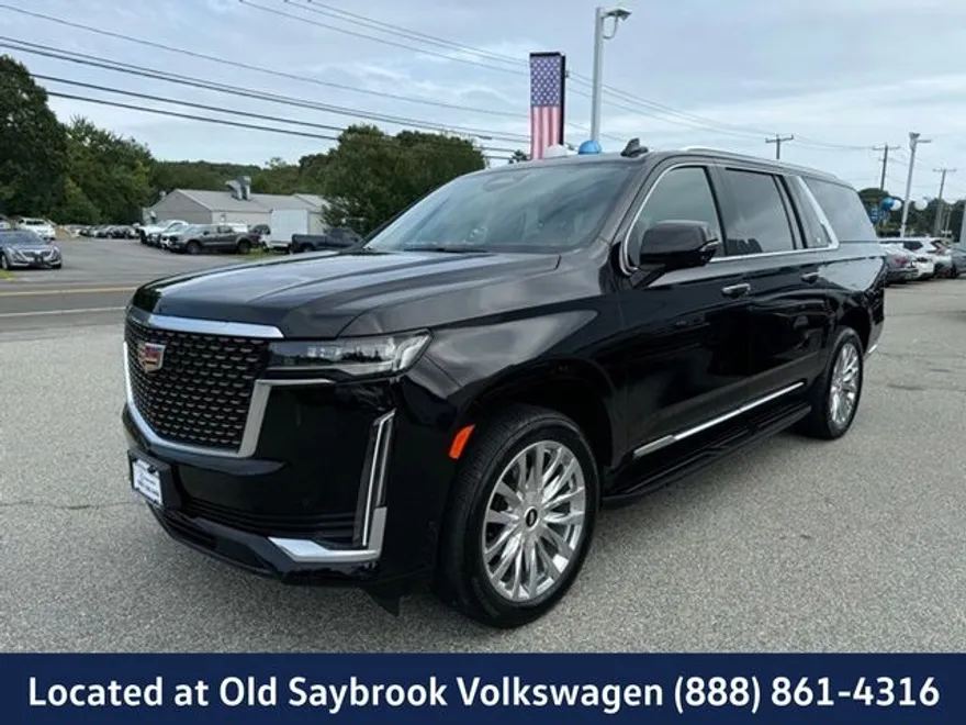 2023 Cadillac Escalade ESV Premium photo 2